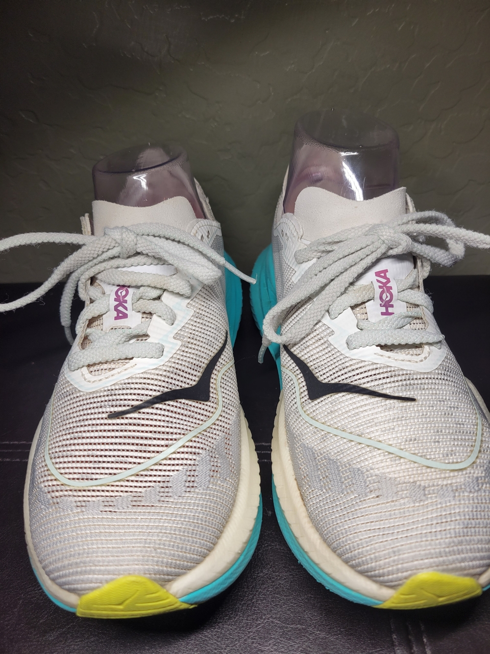 Mach X 2 in Frost/Electric Aqua Womens 7.5B